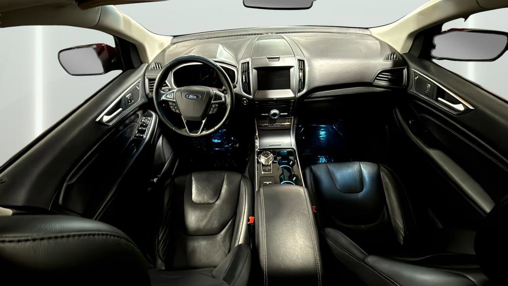 Used 2019 Ford Edge Titanium w/ Cold Weather Package image 14