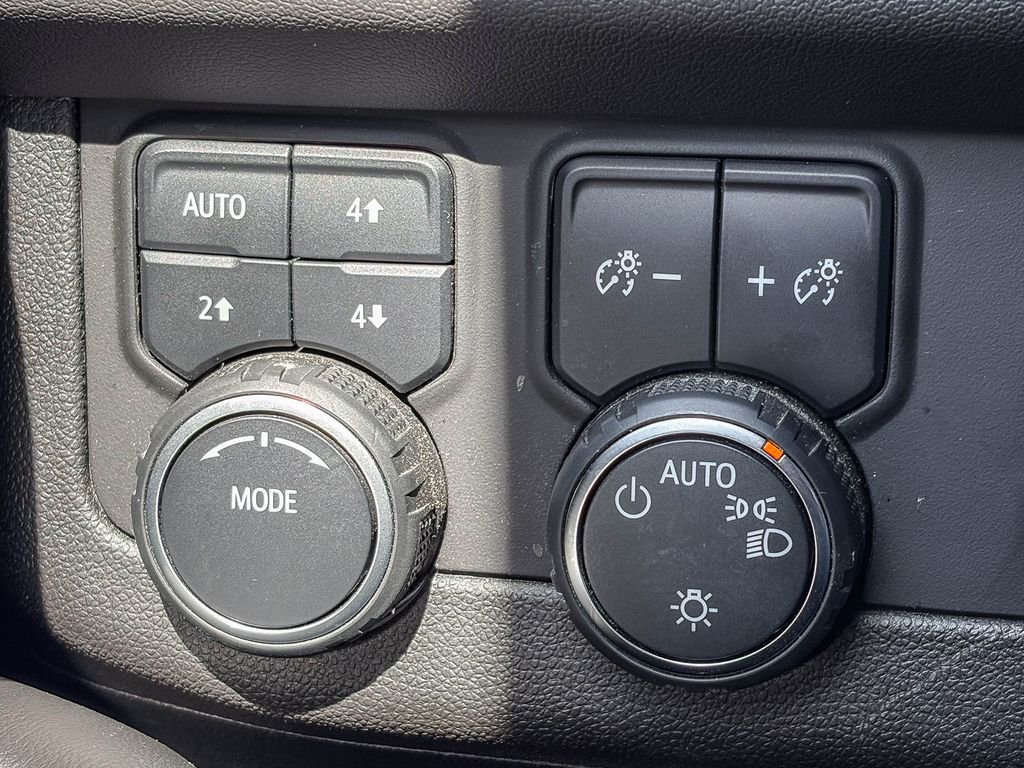 Used 2021 Chevrolet Tahoe Z71 image 48