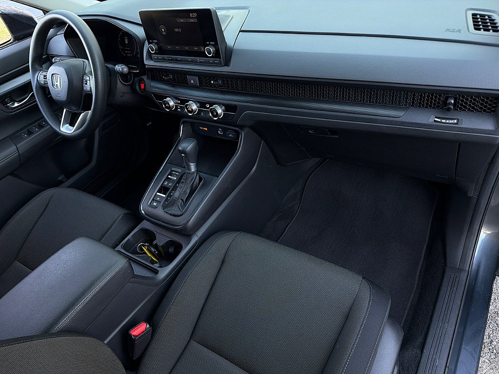 Used 2025 Honda CR-V LX image 28