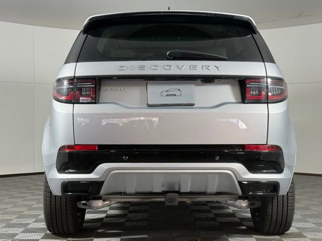 New 2025 Land Rover Discovery Sport S image 7