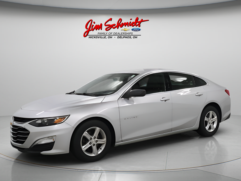 Used 2021 Chevrolet Malibu LS FWD image 2