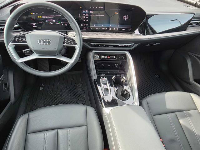 Used 2025 Audi Q5 Premium w/ Convenience Package AWD/4WD image 18
