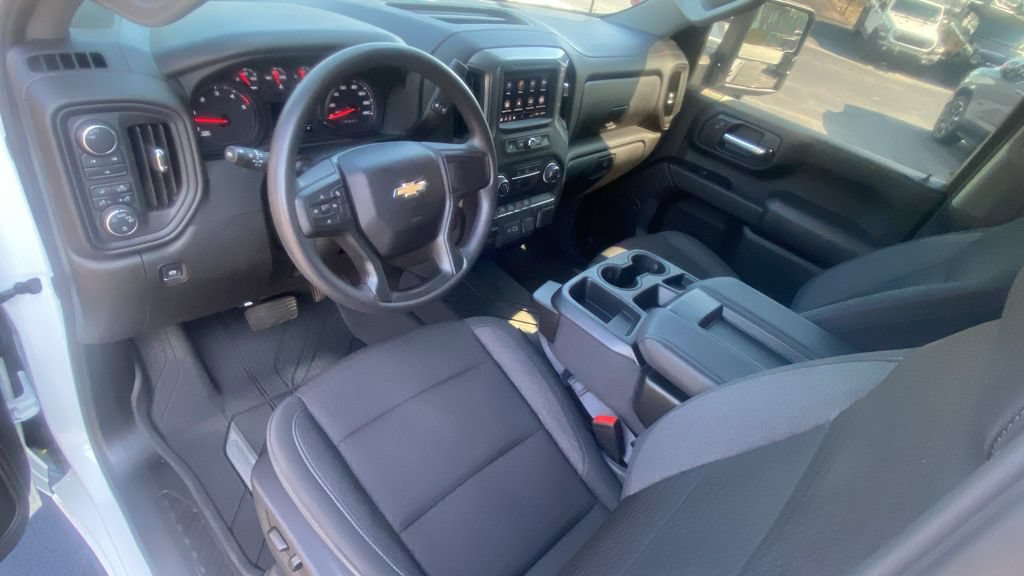 Used 2024 Chevrolet Silverado 2500 Custom w/ Custom Value Package AWD/4WD image 11