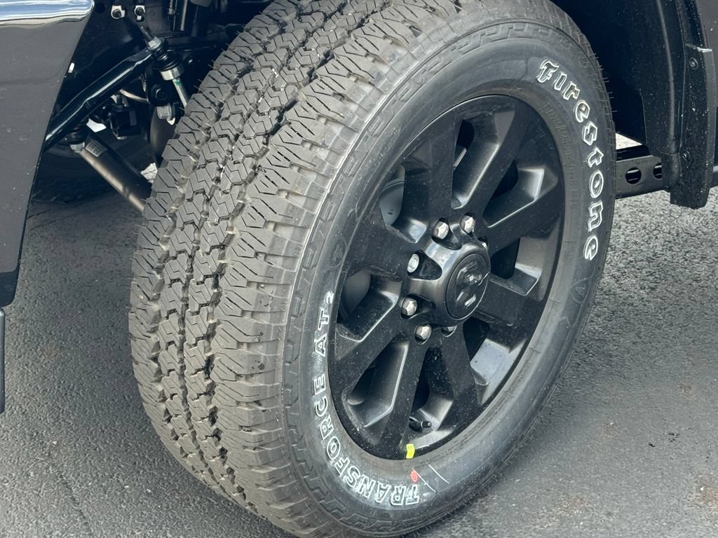 New 2026 RAM 2500 Laramie AWD/4WD image 13
