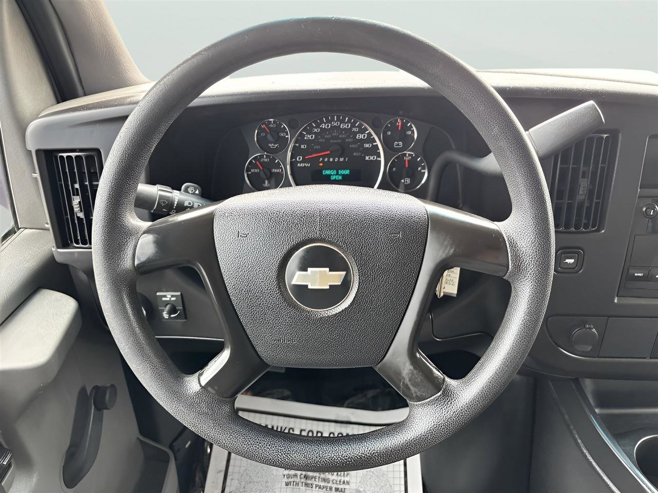 Used 2010 Chevrolet Express 2500 Extended image 18