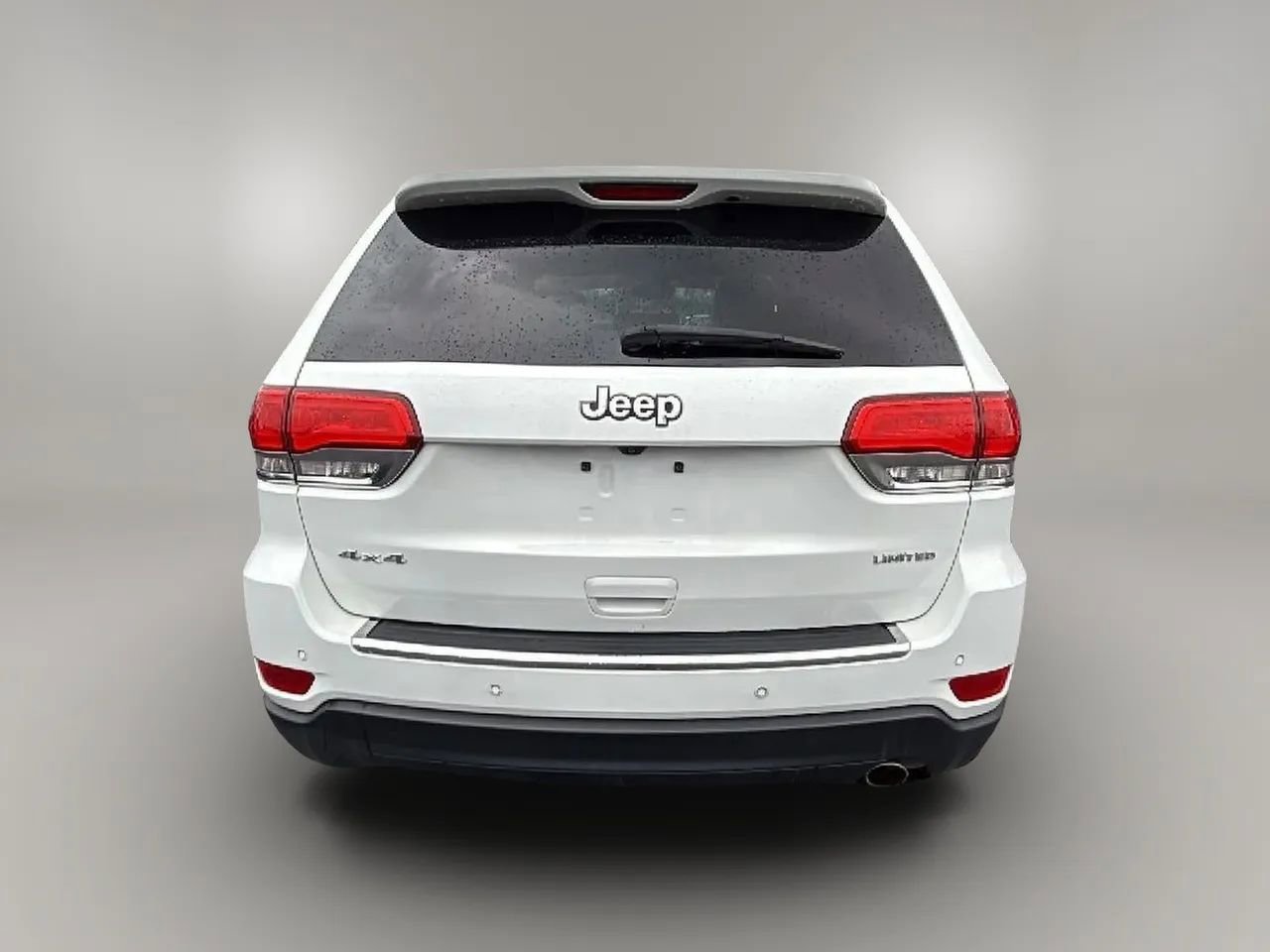Used 2018 Jeep Grand Cherokee Limited w/ Luxury Group II image 4