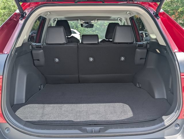 Used 2025 Toyota RAV4 XLE Premium FWD image 28