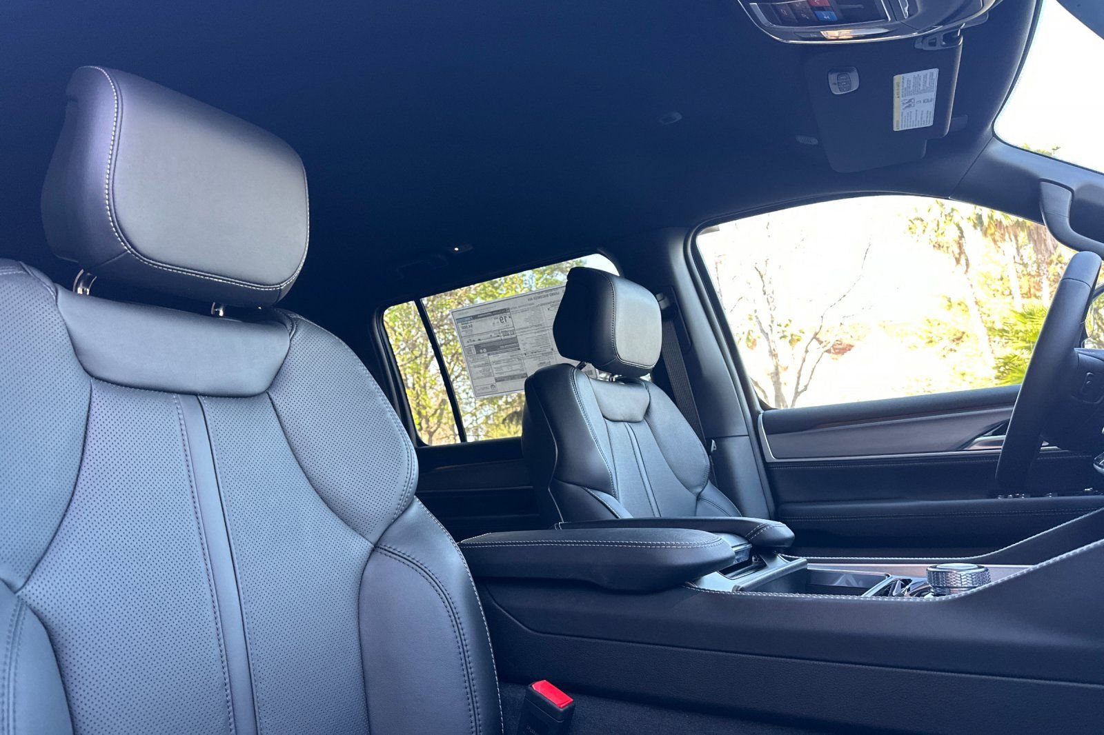 New 2026 Jeep Grand Wagoneer 4WD image 17