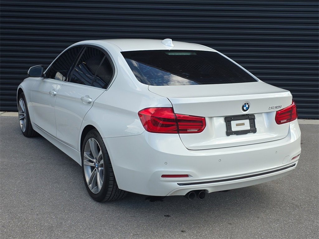 Used 2017 BMW 330i Sedan image 3