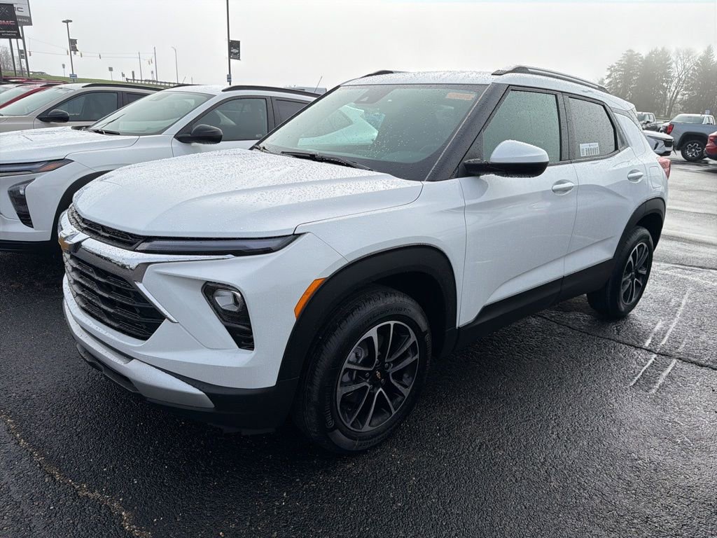 New 2026 Chevrolet TrailBlazer LT w/ Convenience Package image 3
