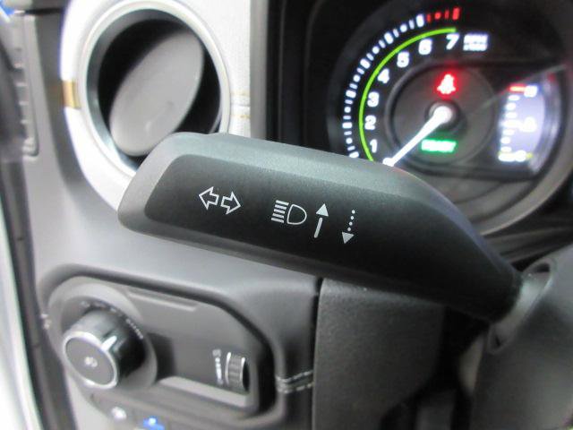 Used 2025 Jeep Wrangler Sahara image 20