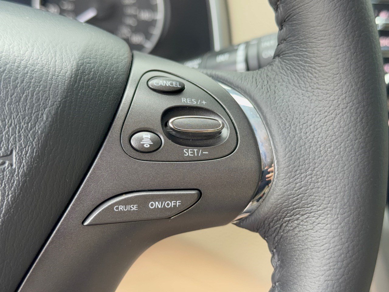 Used 2020 Nissan Murano SL FWD image 19