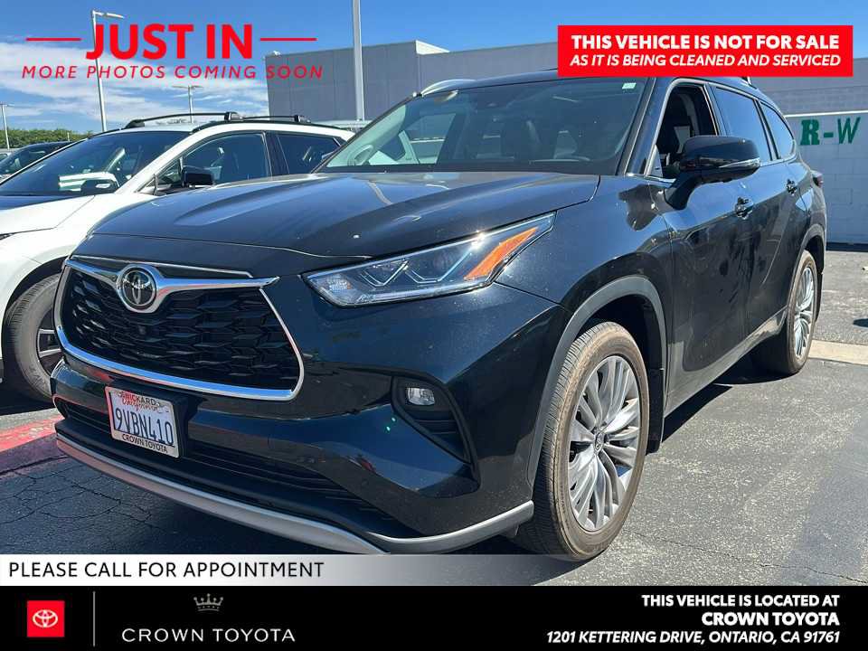 Certified 2026 Toyota Highlander Platinum AWD/4WD image 1