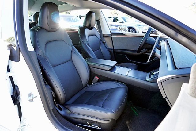 Used 2025 Tesla Model 3 Long Range image 12