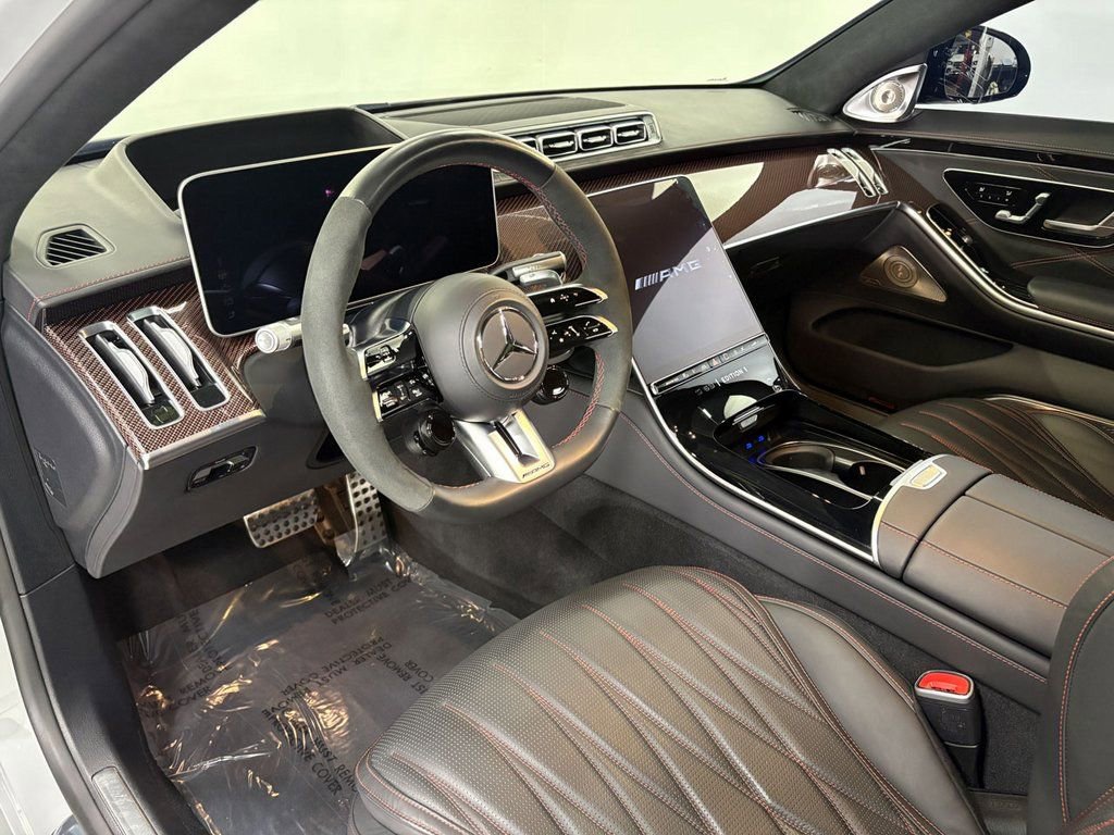 Used 2024 Mercedes-Benz S 63 AMG S w/ Rear Seat Package image 9