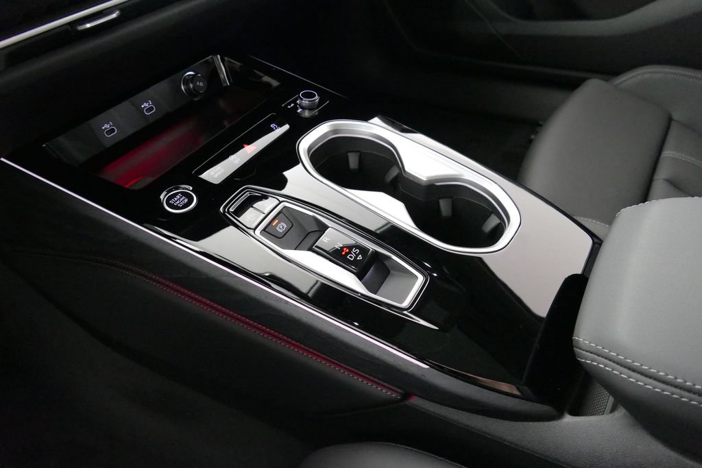 New 2026 Audi A6 Premium Plus AWD/4WD image 17