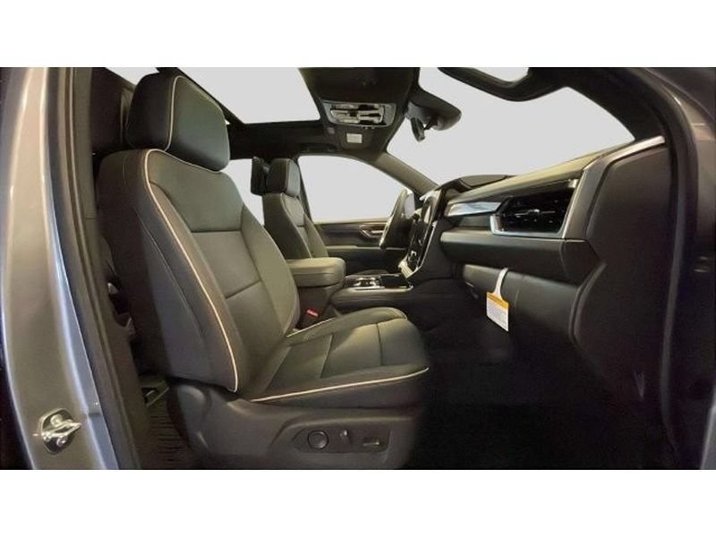 New 2026 GMC Yukon XL Elevation AWD/4WD image 18