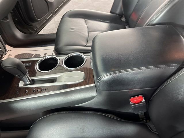 Used 2016 Nissan Pathfinder SL image 32