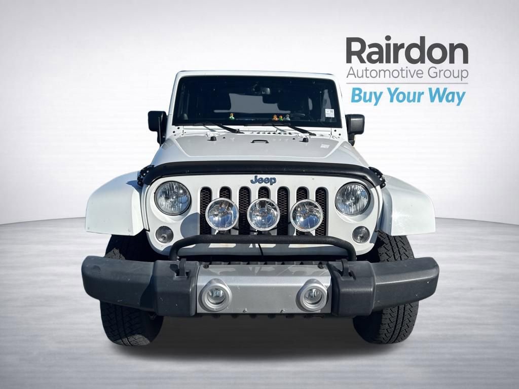 Used 2014 Jeep Wrangler Sahara w/ Connectivity Group AWD/4WD image 9