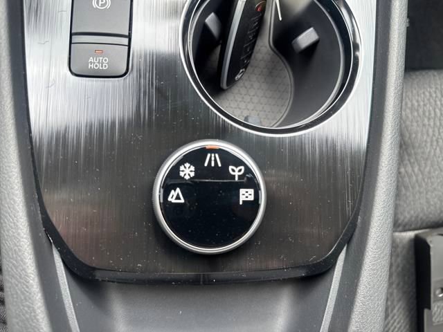 New 2026 Nissan Rogue SV image 27