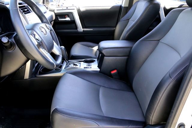 Used 2022 Toyota 4Runner SR5 Premium w/ Moonroof Package image 10
