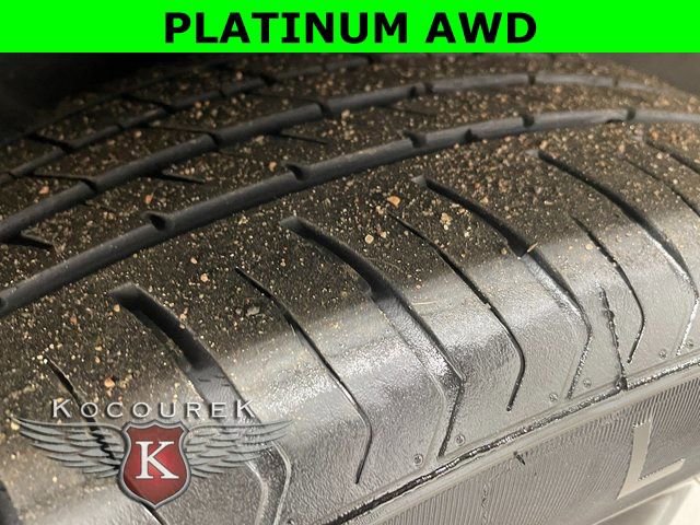 Used 2024 Ford Escape Platinum image 8