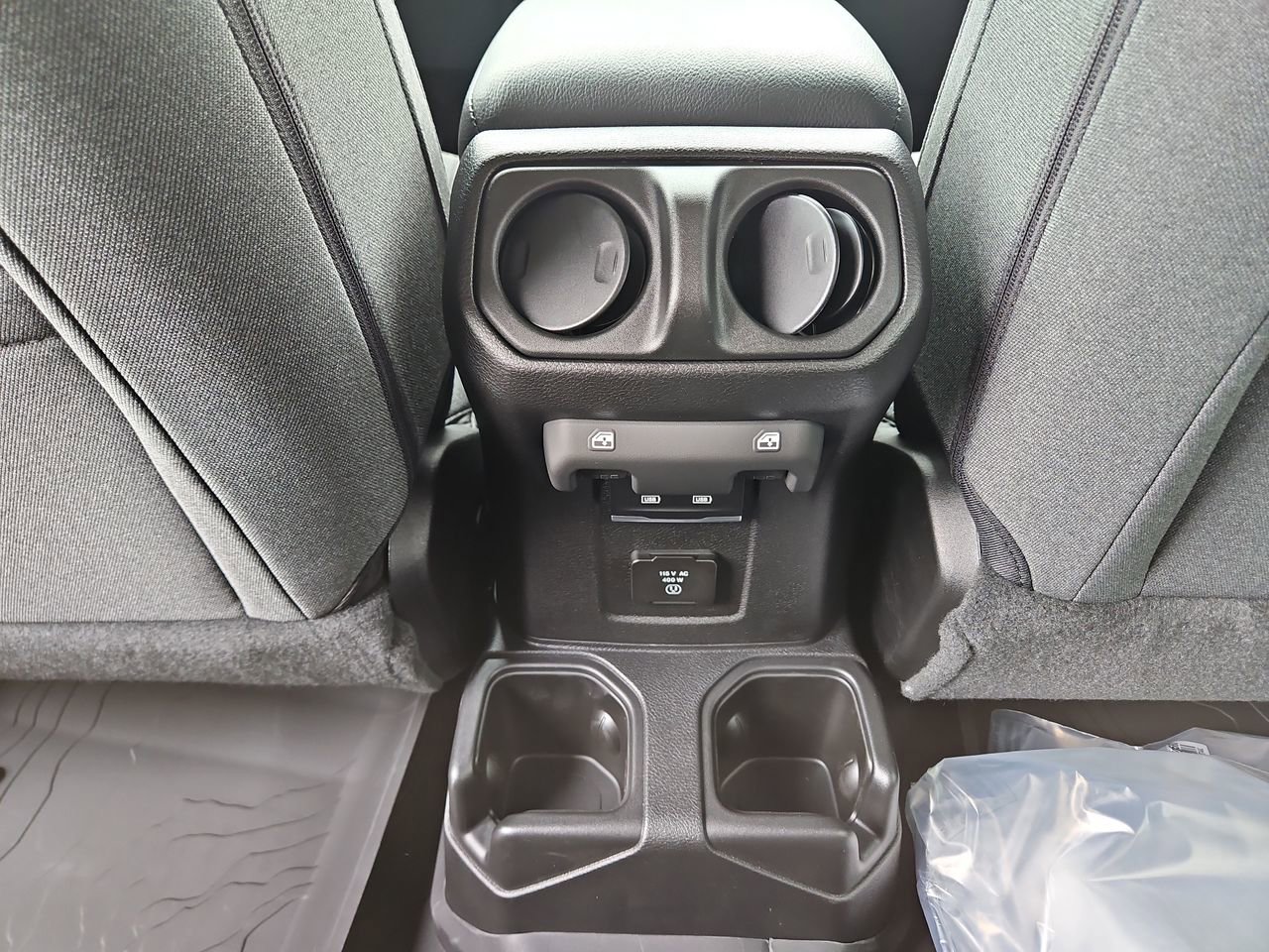 New 2025 Jeep Gladiator Sport image 15