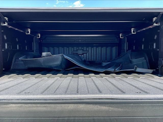 Used 2023 Chevrolet Silverado 1500 Custom Trail Boss AWD/4WD image 28