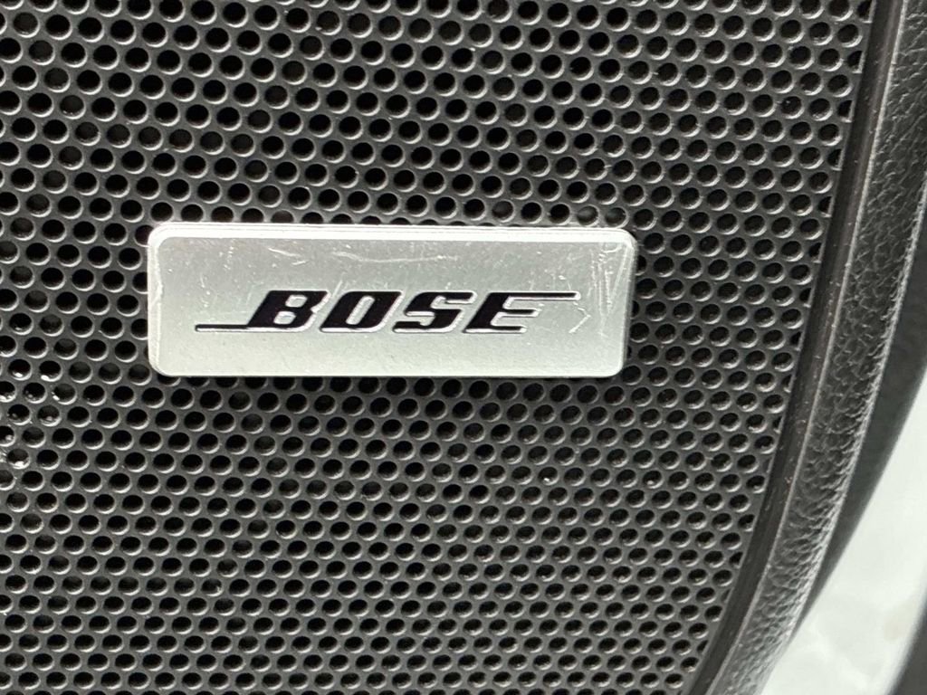 Used 2022 Buick Enclave Premium w/ Experience Buick Package image 25