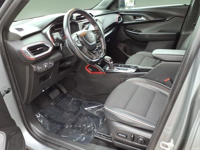 Used 2023 Chevrolet TrailBlazer RS w/ Convenience Package FWD image 11