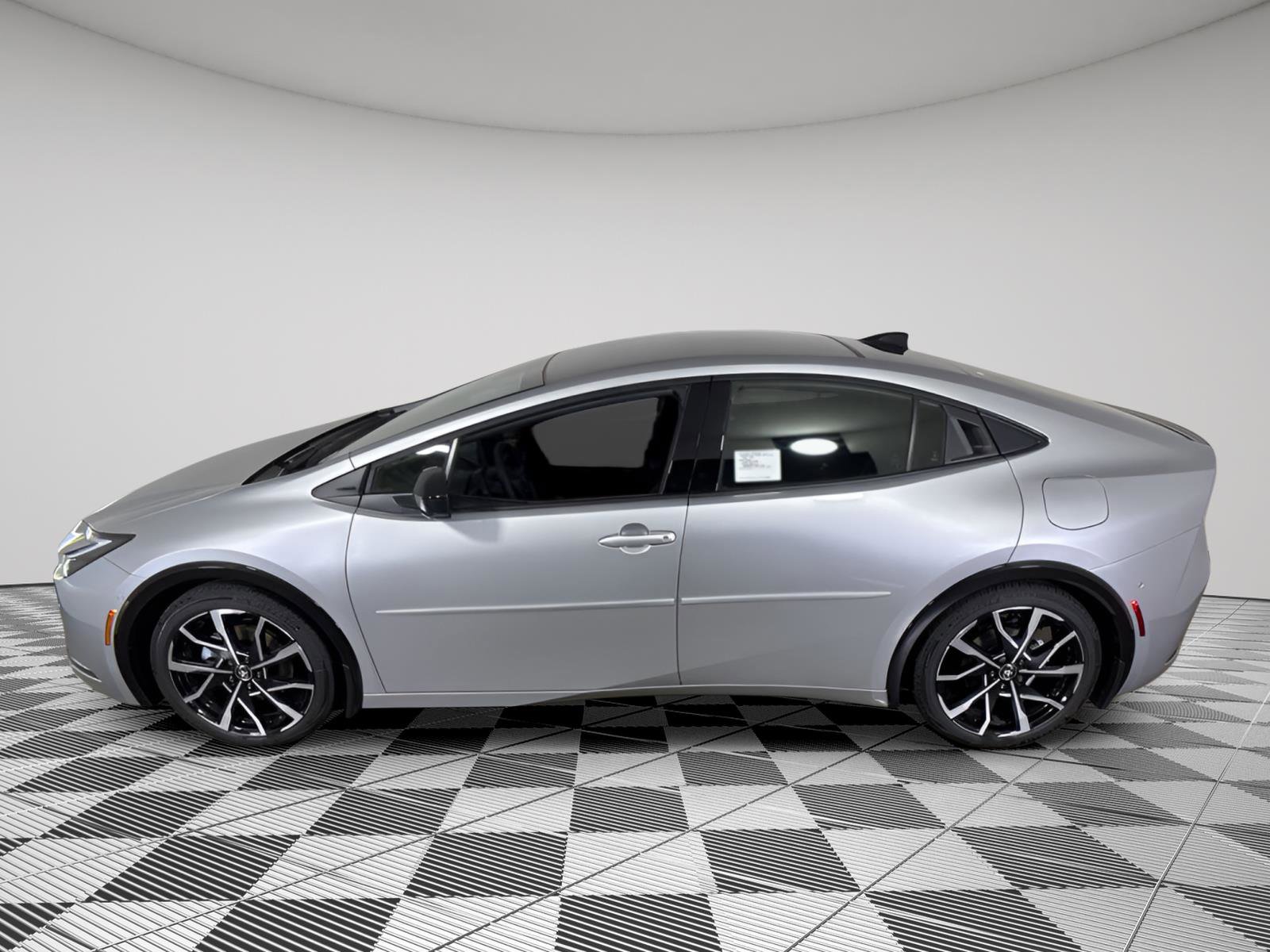 New 2026 Toyota Prius Plug-In Hybrid image 11