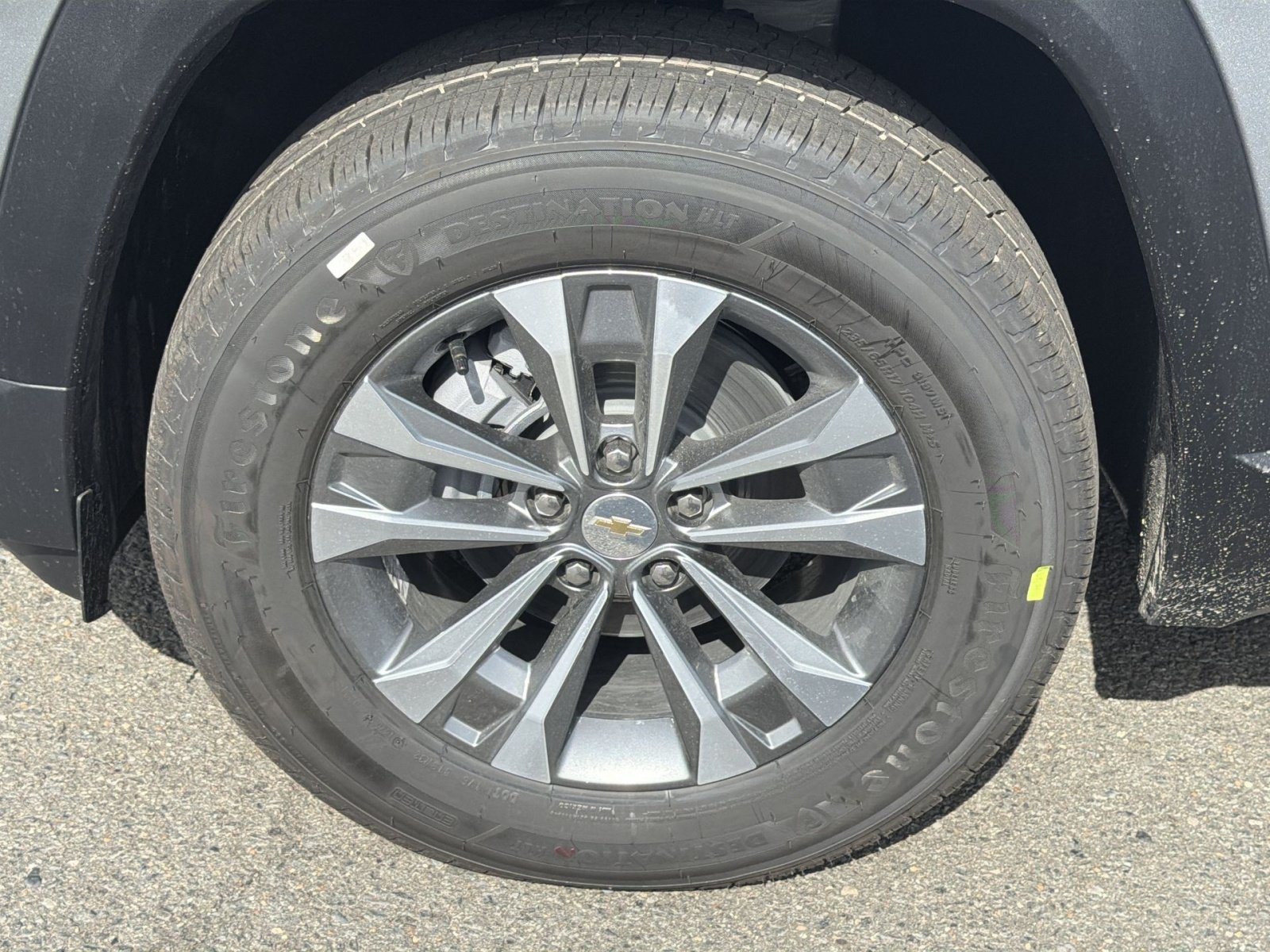 New 2027 Chevrolet Equinox LT FWD image 12