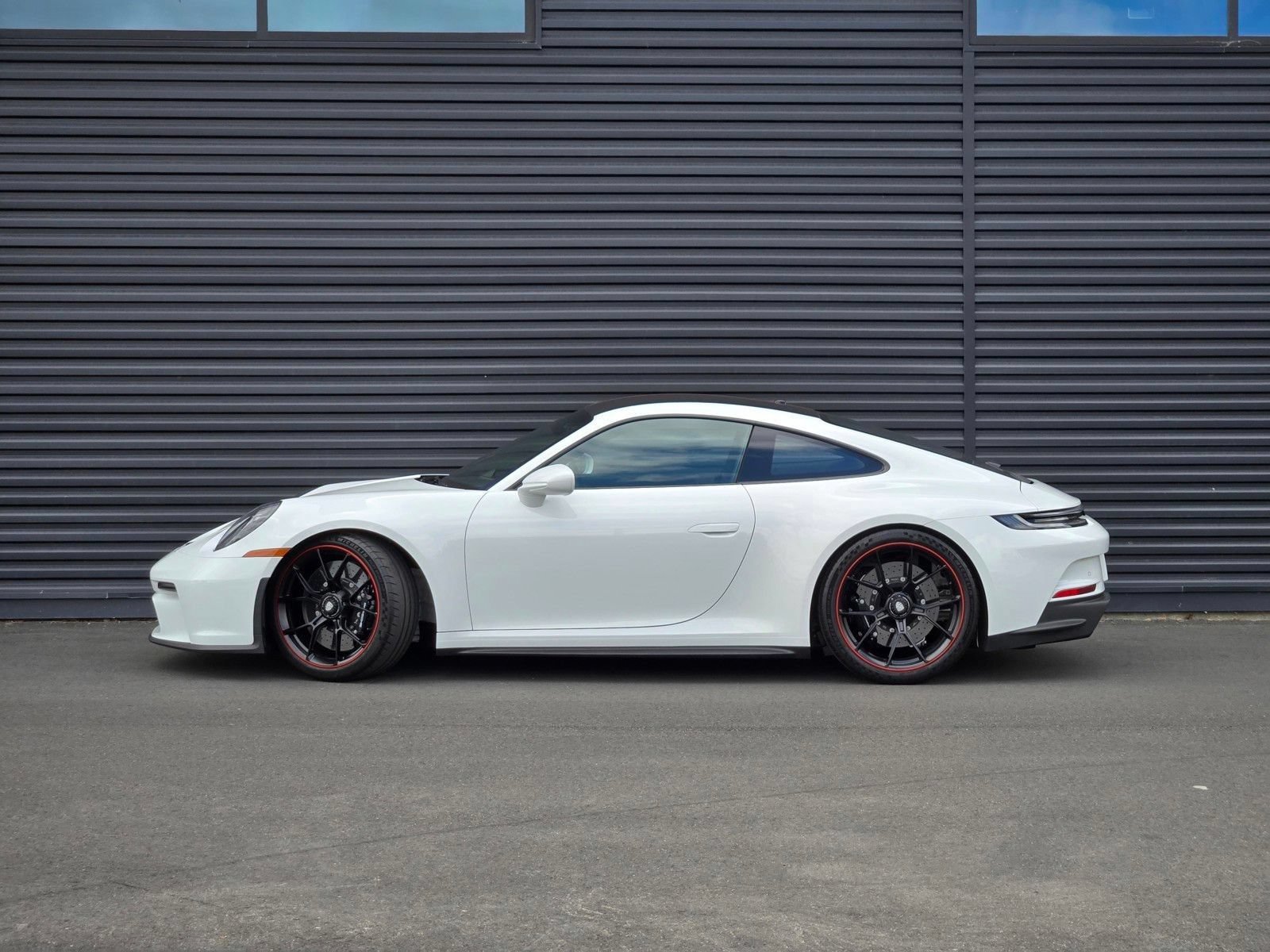 Certified 2022 Porsche 911 GT3 RWD image 3
