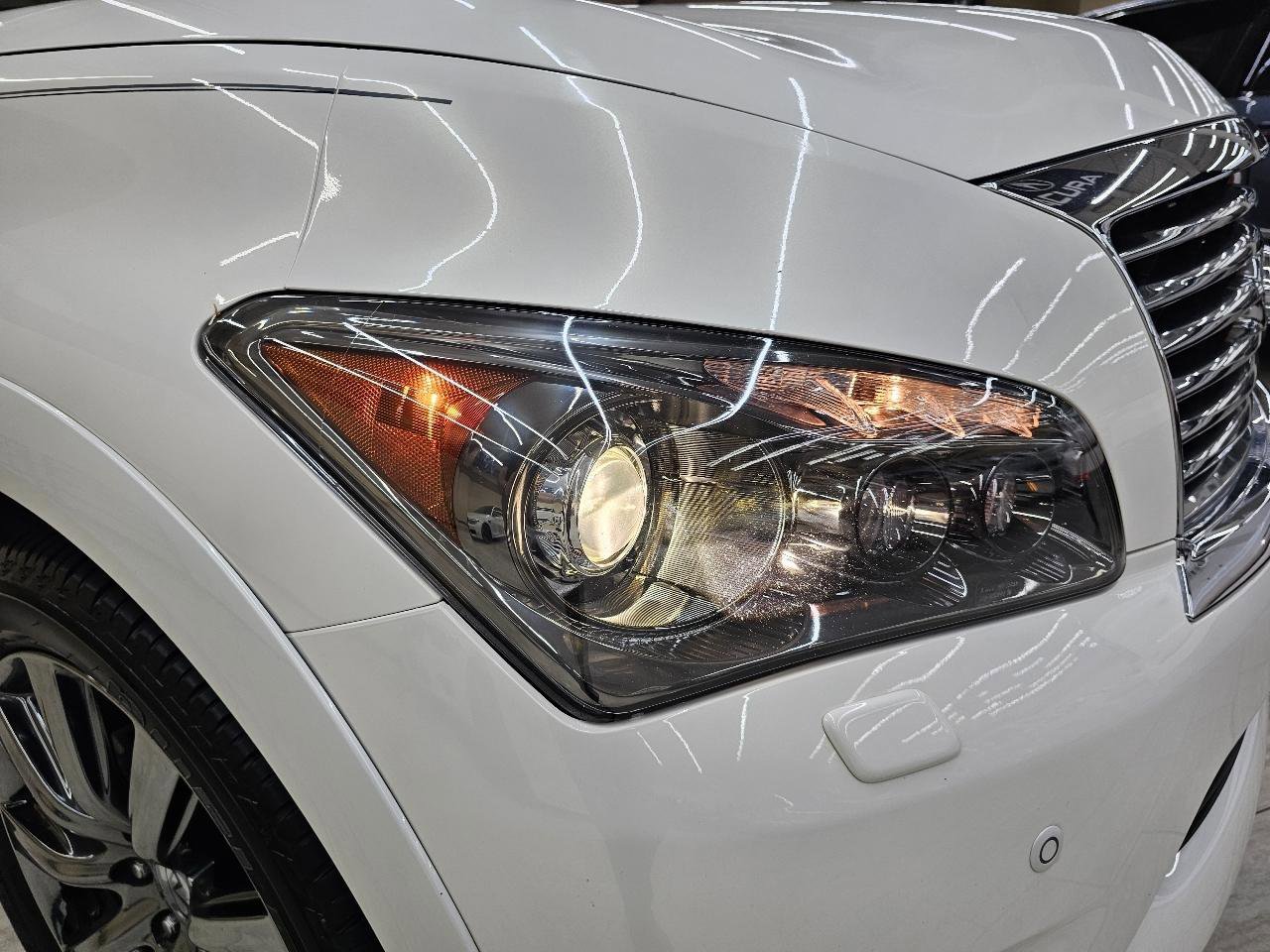 Used 2014 INFINITI QX80 2WD w/ Deluxe Touring Package image 10