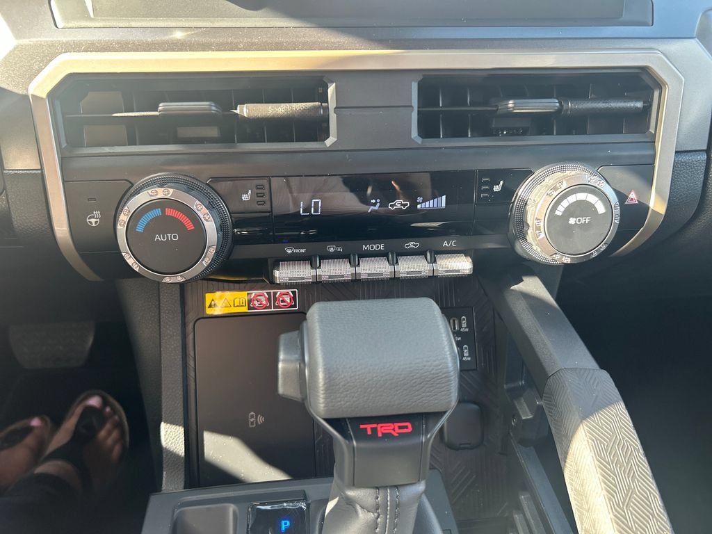 Used 2026 Toyota Tacoma TRD Off-Road w/ TRD Off Road Upgrade Package AWD/4WD image 22