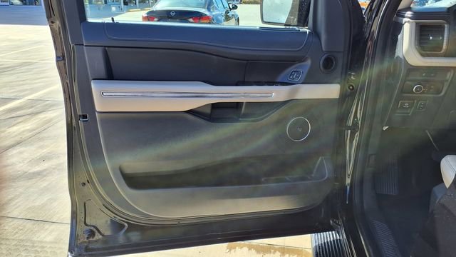 Used 2024 Ford Expedition Max Limited image 18