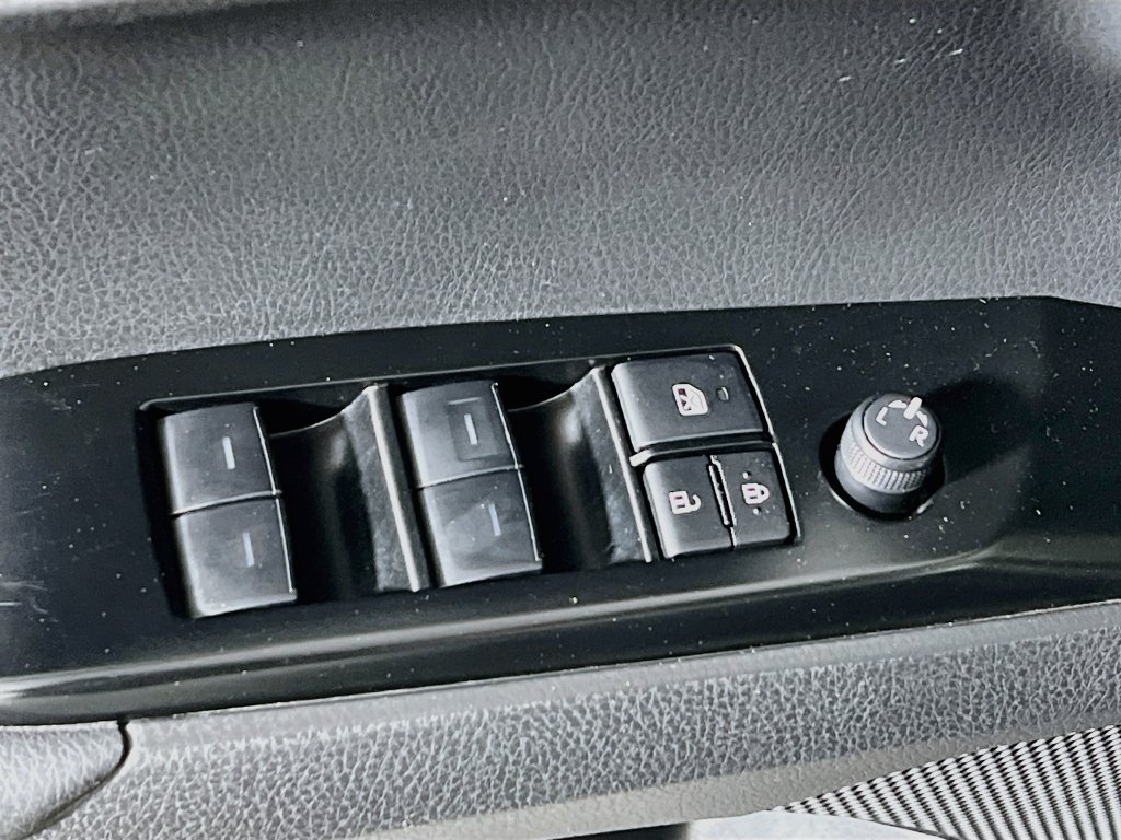 Used 2025 Toyota Camry LE FWD image 16