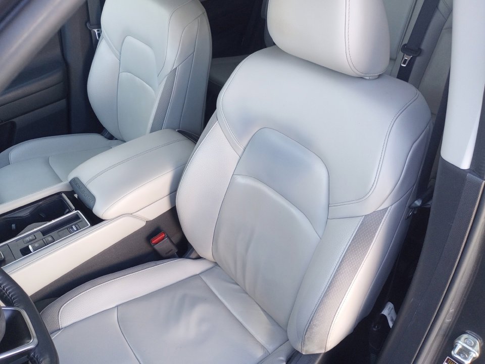 Used 2022 Nissan Pathfinder SL w/ Cargo Package image 11