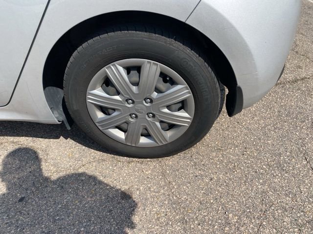 Used 2023 Kia Rio S image 9