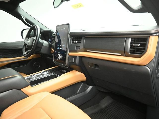 Certified 2024 Ford Expedition Max Platinum image 27