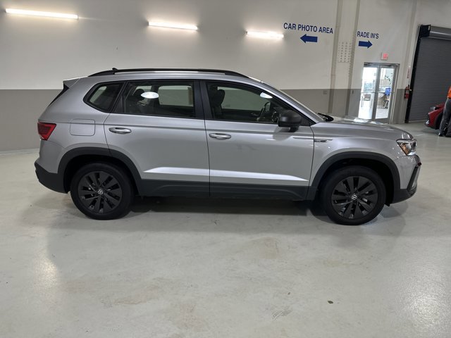 Certified 2024 Volkswagen Taos S image 10