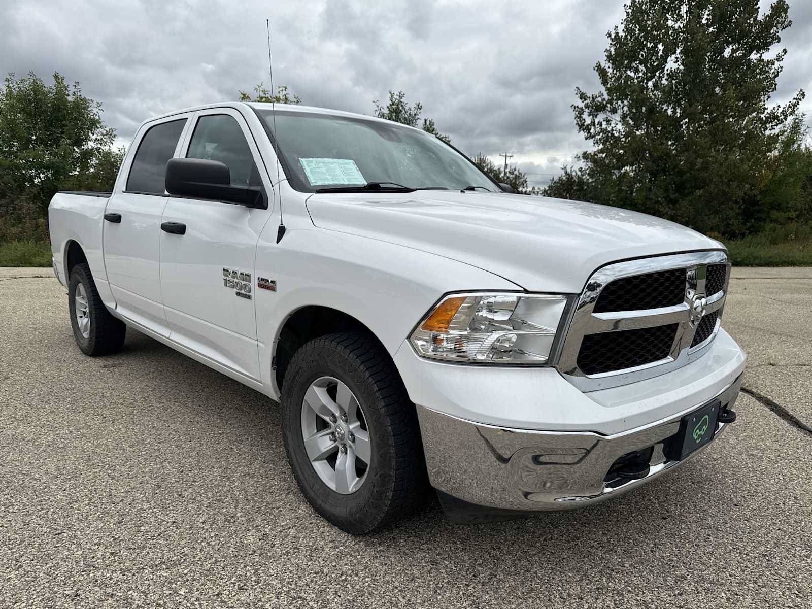 Used 2023 RAM 1500 Classic SLT AWD/4WD image 6