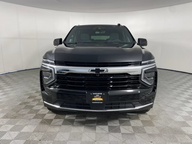 New 2026 Chevrolet Suburban LS w/ LPO, Dark Essentials Package AWD/4WD image 24
