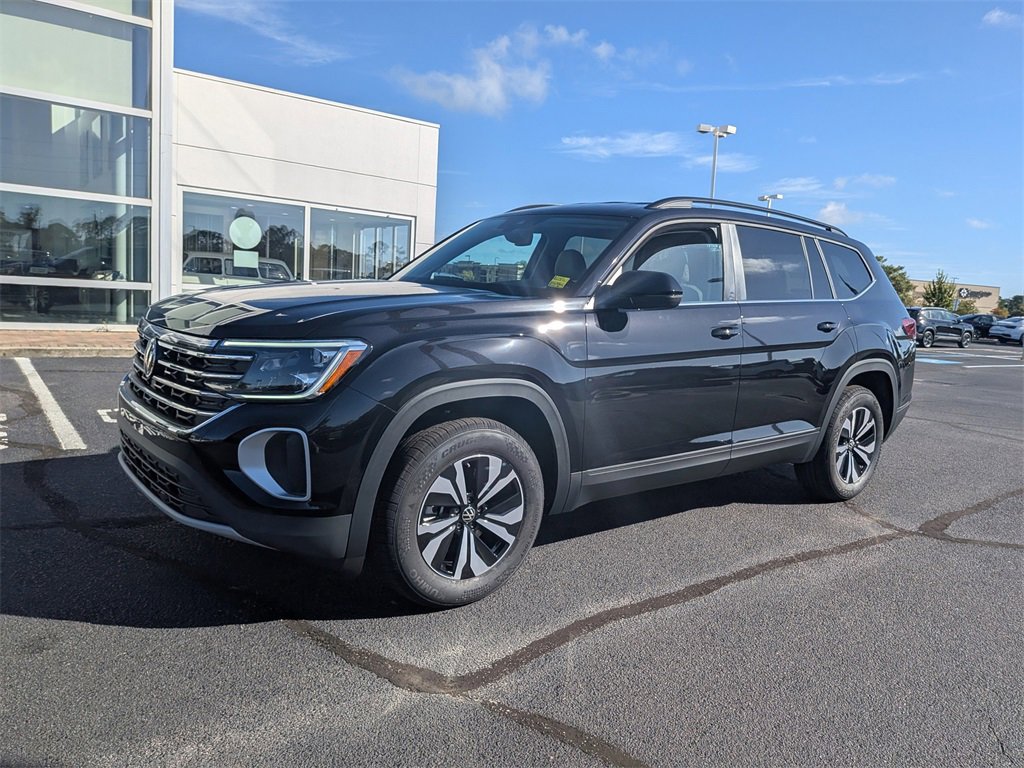 New 2026 Volkswagen Atlas SE image 9