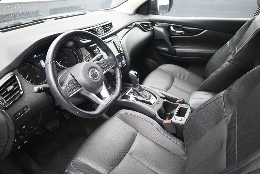 Used 2022 Nissan Rogue Sport SL AWD/4WD image 19