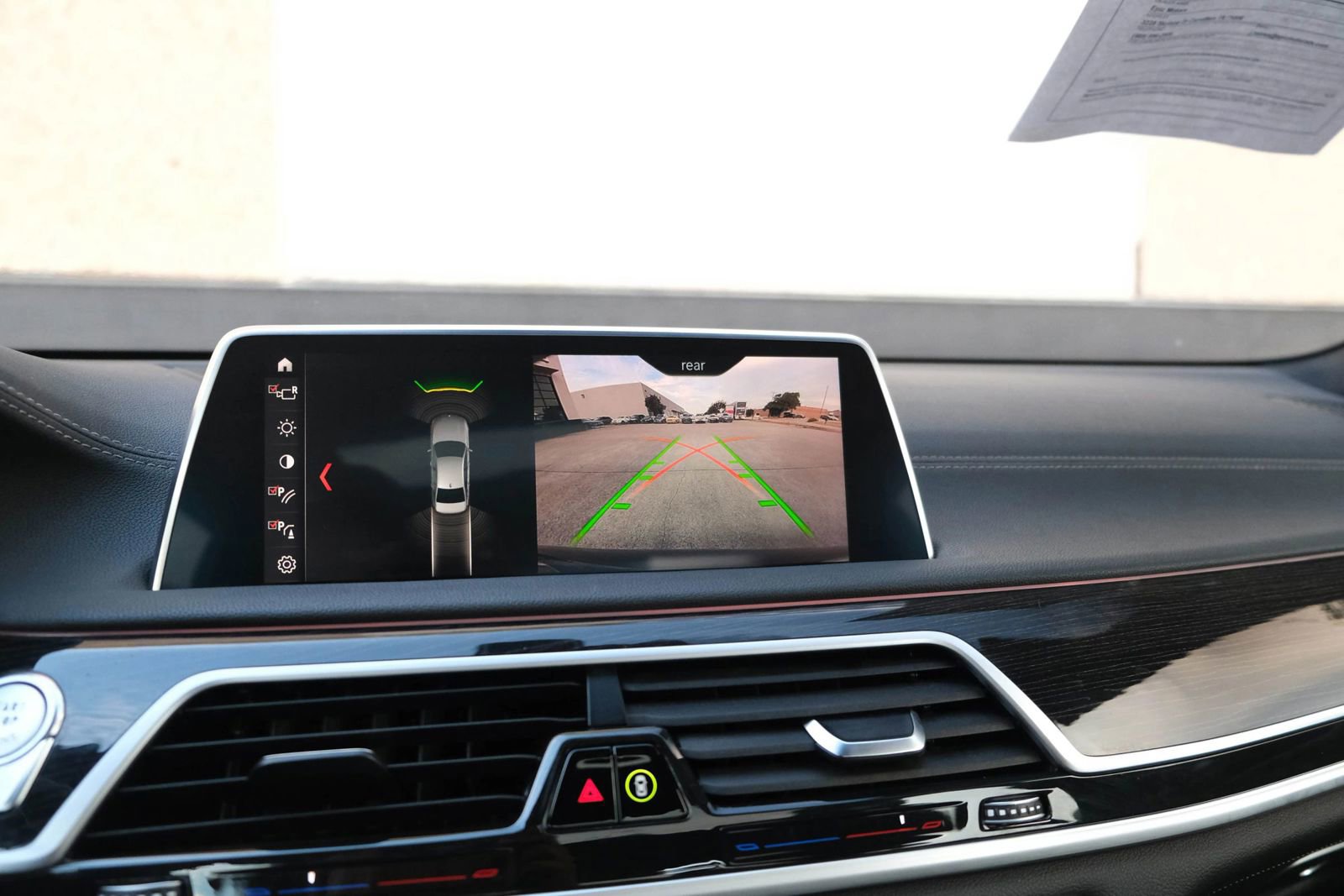 Used 2019 BMW 750i w/ M Sport Package image 40