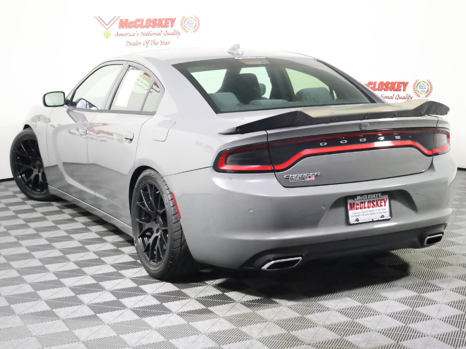 Used 2018 Dodge Charger SXT Plus RWD image 13