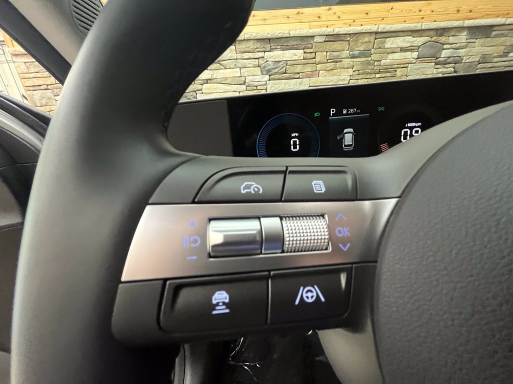 Used 2026 Hyundai Kona SEL Sport AWD/4WD image 39