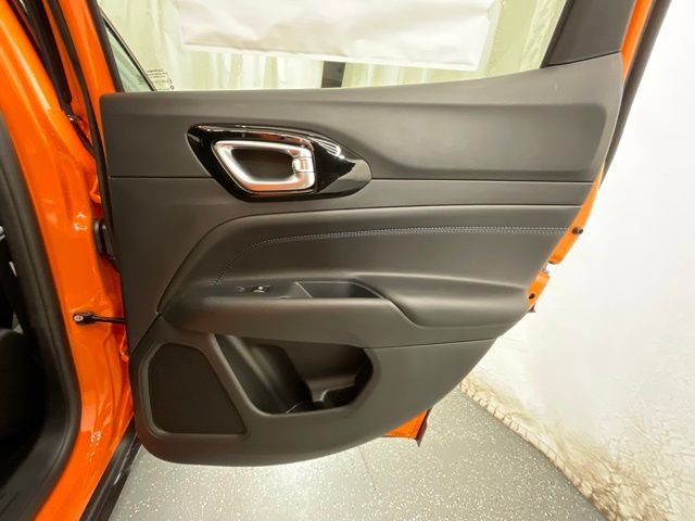New 2026 Jeep Compass Latitude AWD/4WD image 24