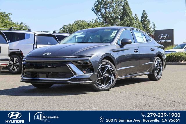 New 2026 Hyundai Sonata SEL FWD image 1